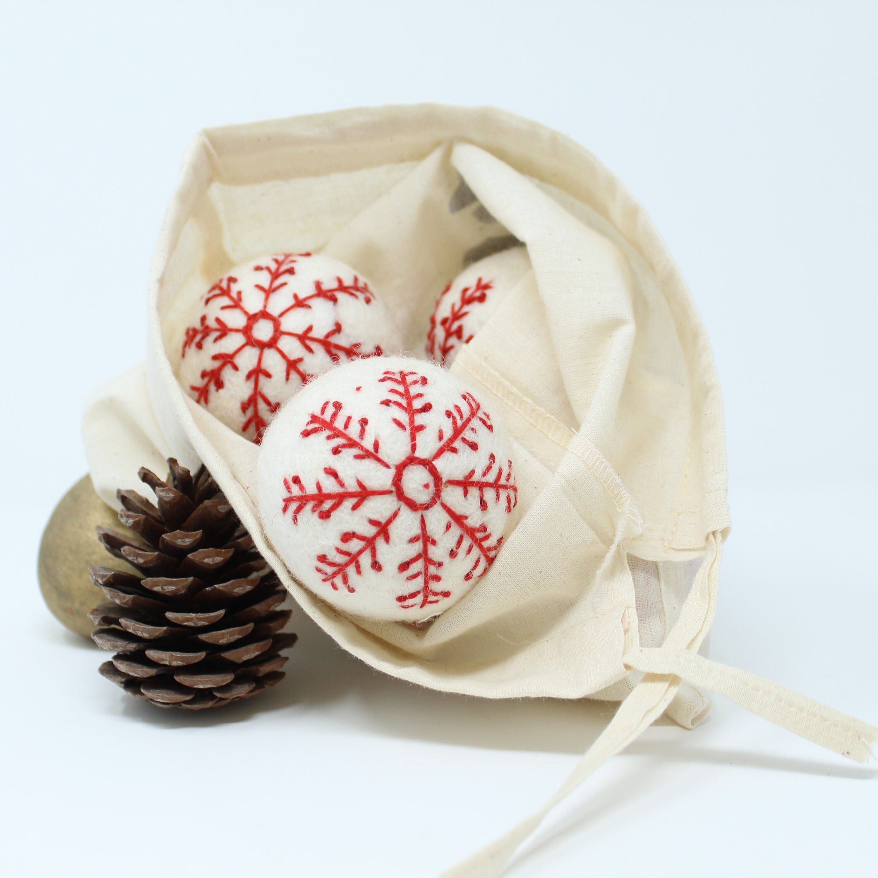 Felt Wool White Ball Star- Pack of 6 Christmas Tree Ornaments - Handmade from Eco-friendly dyes and 100% Wool - Fair Trade Certified